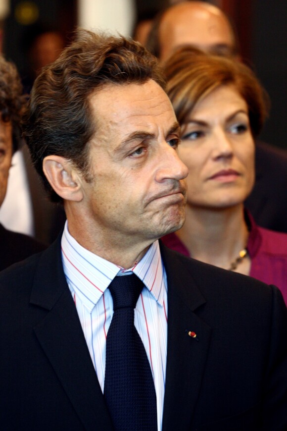 Nicolas Sarkozy et Chantal Jouanno visitent une usine dans le centre de la France le 10 septembre 2009.