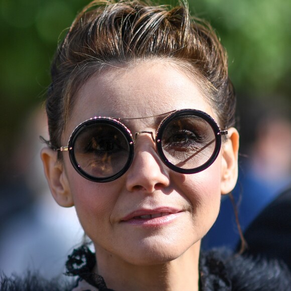 Clotilde Courau - People arrivant au défilé de mode "Elie Saab", collection prêt-à-porter Printemps-Eté 2017 à Paris, le 1er octobre 2016.