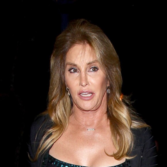 Caitlyn Jenner arrivant au restaurant Delilah à West Hollywood pour les célébrations du 21e anniversaire de sa fille Kendall, le 2 novembre 2016 à Los Angeles