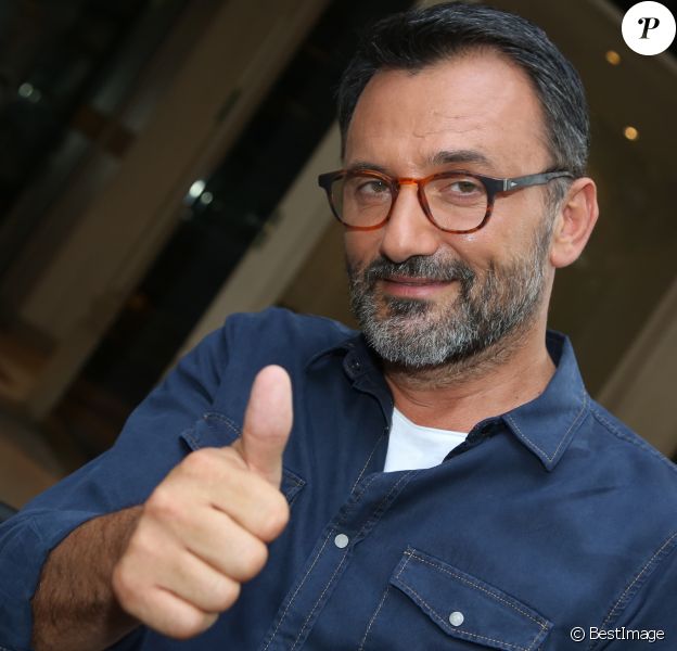 Exclusif - Frédéric Lopez arrive pour l'enregistrement d'une émission tv au studio Gabriel. Paris, le 14 septembre 2016