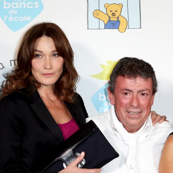 Jérome Daran, Carla Bruni-Sarkozy, Christian Constant, Joyce Jonathan - Soirée au profit de l'association "Sur les Bancs de l'Ecole" au Pavillon Gabriel à Paris le 7 novembre 2016. Les chefs et les artistes se mobilisent à la faveur de l'autisme lors de la 6ème édition de l'Autism Charity Gala. © Dominique Jacovides/Bestimage  6th edition of the Autism Charity Gala in Paris November 7, 2016.07/11/2016 - Paris