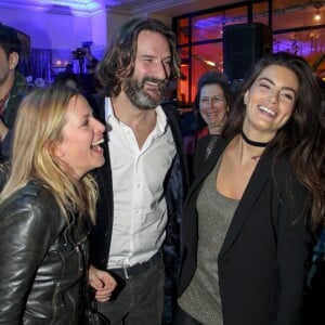 Fréderic Beigbeder et sa femme Lara Micheli - Le prix de Flore 2016 pour Nina Yargekov et sa "Double nationalité" au Café de Flore à Paris, France, le 8 novembre 2016.