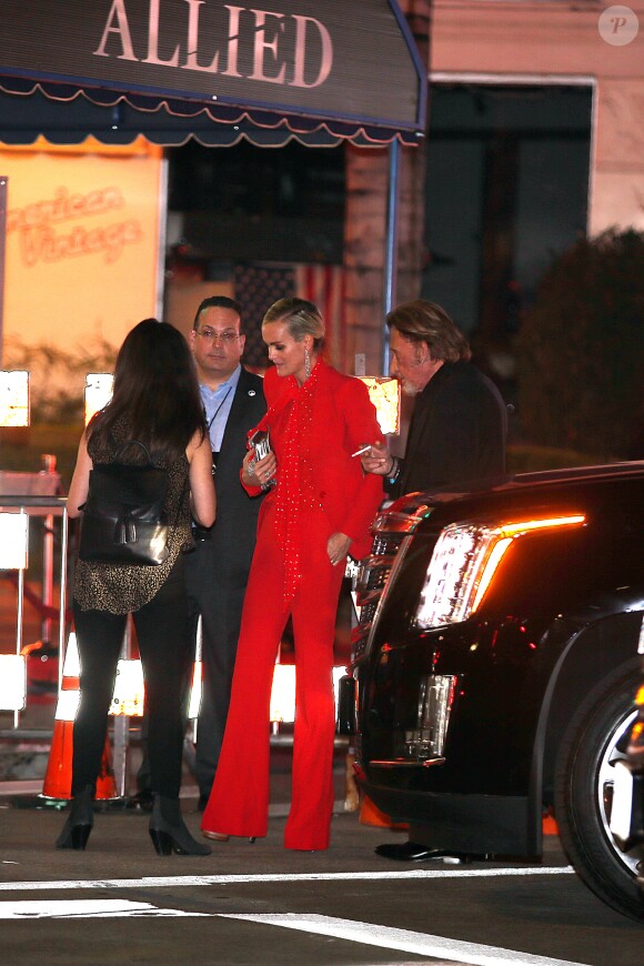 Johnny Hallyday et sa femme Laeticia Hallyday - People à la première de Allied (Alliés) au théâtre Regency Village à Westwood, le 9 novembre 2016