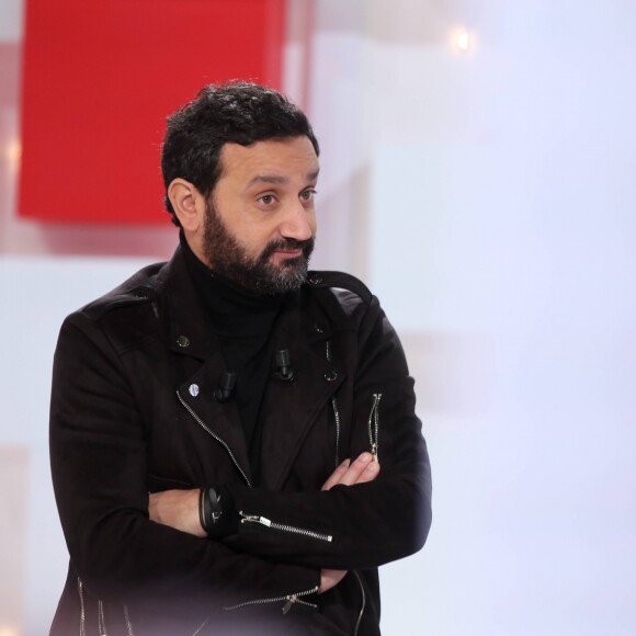 Exclusif - Cyril Hanouna, Enora Malagré, Valérie Bénaïm et Michel Drucker - Enregistrement de l'émission "Vivement la télé" de Michel Drucker avec une partie de l'équipe de "Touche pas à mon poste" le 9 novembre 2016. L'émission sera diffusée sur France 2 le 13 novembre 2016. © Dominique Jacovides / Bestimage