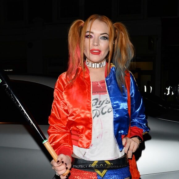 Lindsay Lohan (déguisée en Harley Quinn du film Suicid Squad) arrive à une fête d'Halloween à Londres, le 31 octobre 2016.