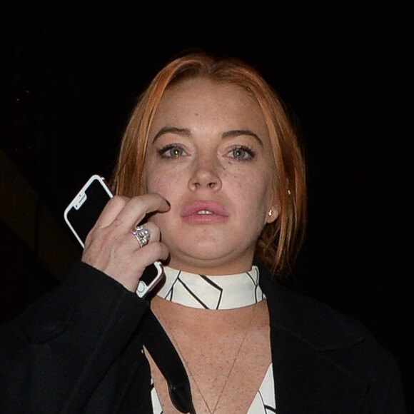 Lindsay Lohan quitte le club Loulou dans le quartier Mayfair, le 4 novembre 2016 à Londres