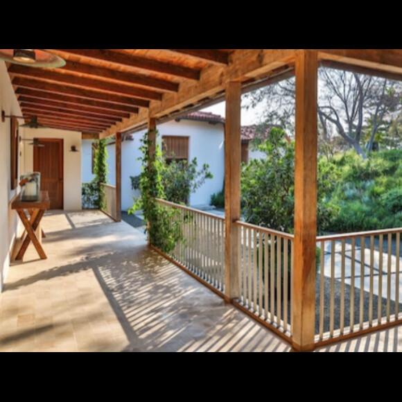 Cindy Crawford et Rande Gerber mettent en vente leur villa de Malibu pour la modique somme de 60 millions de dollars (novembre 2016).