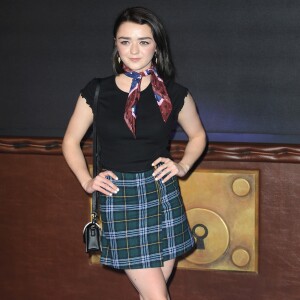 Maisie Williams à la première de 'Fantastic Beasts And Where To Find Them' à Londres, le 15 novembre 2016 © Ferdaus Shamim via Zuma/Bestimage