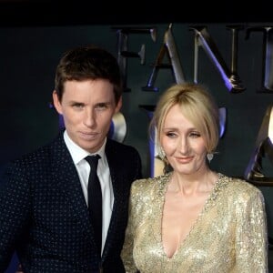 Eddie Redmayne et J.K. Rowling à la première de 'Fantastic Beasts And Where To Find Them' à Londres, le 15 novembre 2016