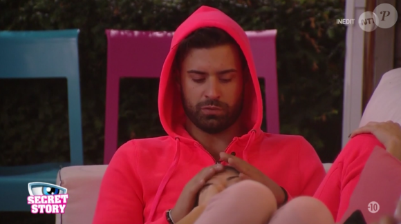 "Secret Story10" sur NT1. Emission quotidienne diffusée le 28 octobre 2016.