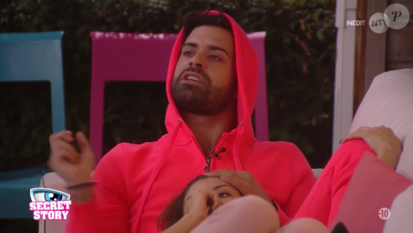 "Secret Story10" sur NT1. Emission quotidienne diffusée le 28 octobre 2016.