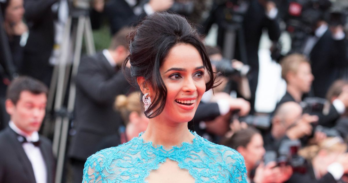 Mallika Sherawat - Montée des marches du film Grace de Monaco pour l