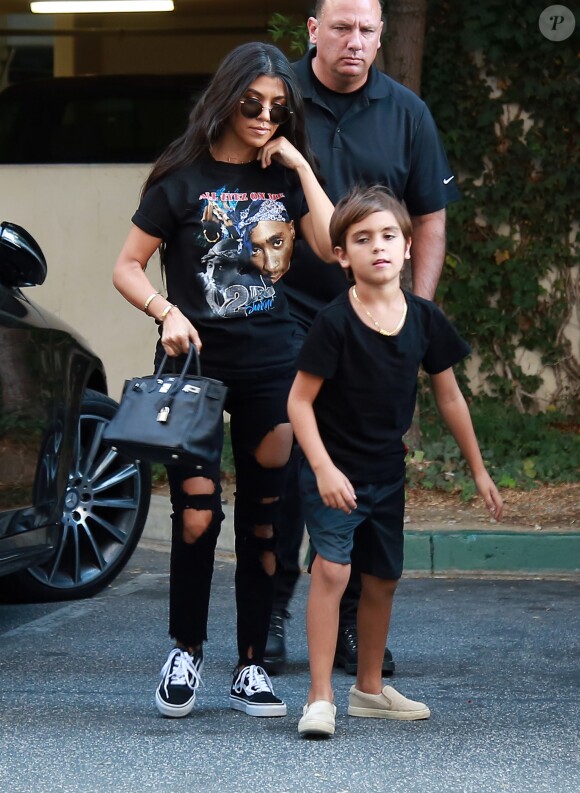 Kourtney Kardashian est allée chercher son fils Mason à son cours d'art à Woodland Hills, le 15 novembre 2016