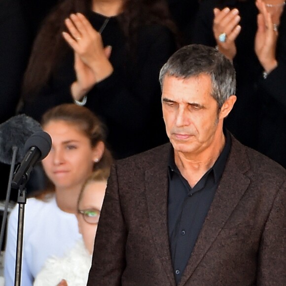 Julien Clerc - François Hollande lors de l'hommage National aux victimes de l'attentat de Nice à Nice le 15 octobre 2016 © Bruno Bebert / Bestimage