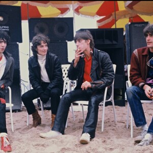 Corine Marienneau, Richard Kolinka, Jean-Louis Aubert et Louis Bertignac du groupe Téléphone au Festival de Cannes, en mai 1980.