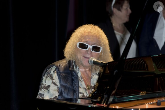 Michel Polnareff - Inauguration du centre culturel Michel Polnareff à Fontenay-Trésigny le 25 novembre 2016