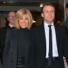 Emmanuel Macron et sa femme Brigitte Macron (Trogneux) - Emmanuel Macron remet les insignes de Commandeur dans l'Ordre de la Légion d'honneur à Jacky Lebrun président de la CCI Picardie lors d'une cérémonie au Carré de la République à Amiens le 25 novembre 2016. © Gian Gorassini / Bestimage