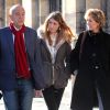 Exclusif - Le maire de Bordeaux et le candidat à la primaire de la droite et du centre pour les élections présidentielles de 2017 (Les Républicains LR), Alain Juppé, sa femme Isabelle et sa fille Clara dans les rues de Bordeaux après leurs votes au deuxième tour de l'élection de la primaire de droite et du centre à Bordeaux, France le 27 novembre 2016. © Bernard-Cottereau-Salinier/Bestimage