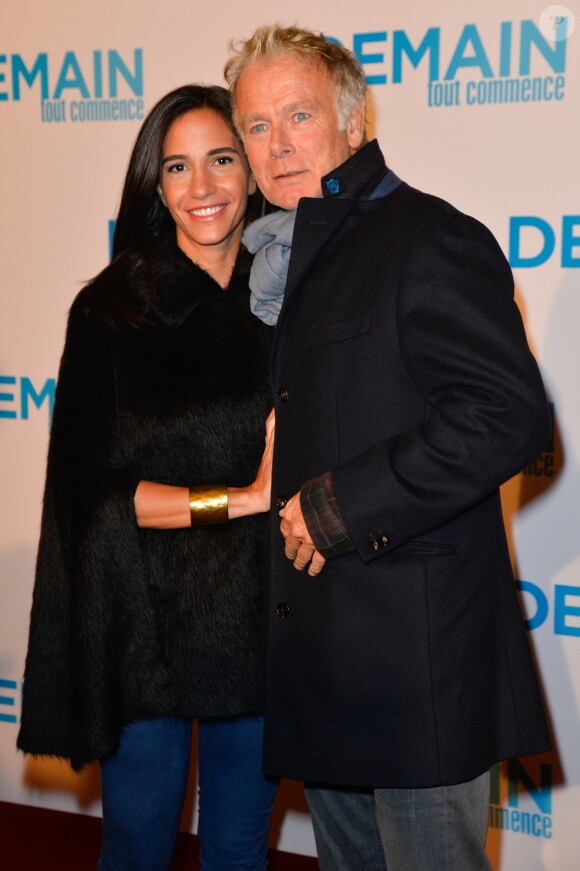 Franck Dubosc et sa femme Danièle - Avant première du film "Demain tout commence" au Grand Rex à Paris le 28 novembre 2016. © Coadic Guirec/Bestimage