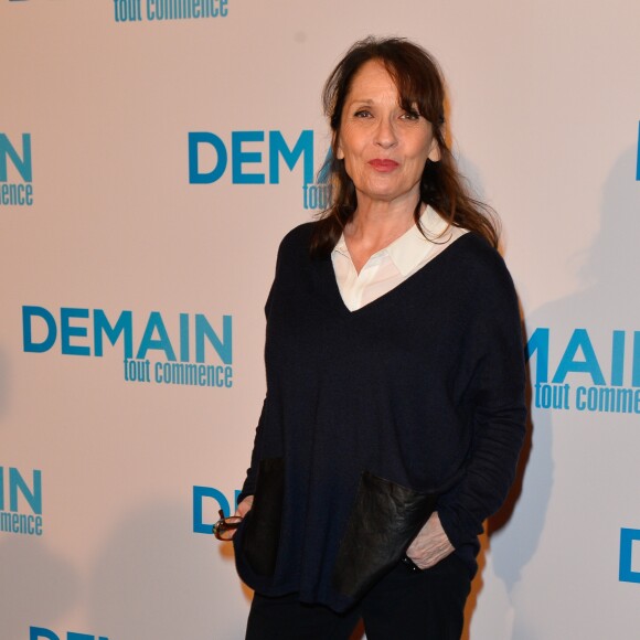 Chantal Lauby - Avant première du film "Demain tout commence" au Grand Rex à Paris le 28 novembre 2016. © Coadic Guirec/Bestimage