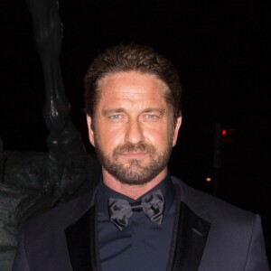 Gerard Butler arrive à la 7ème cérémonie "Les hommes de l'année GQ 2016" au musée d'Orsay à Paris, France, le 23 novembre 2016. © Agence/Bestimage