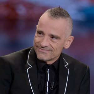 Eros Ramazzotti sur le plateau de l'émission TV "Che tempo che Fa" à Milan. Le 7 mai 2016