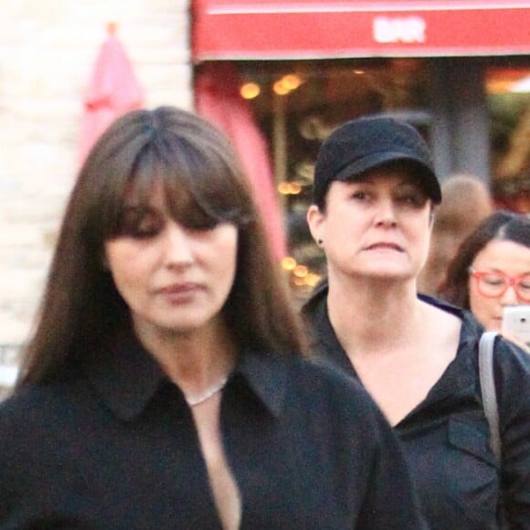 Monica Bellucci arrive à la soirée de début de la saison 3 de 'Mozart in The Jungle' à The Grove à Los Angeles, le 1er décembre 2016.