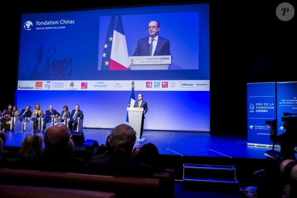François Hollande - Cérémonie de remise du prix de la Fondation Chirac au musée du Quai Branly à Paris, 24 novembre 2016. © Denis Allard/Pool/Bestimage