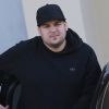 Rob Kardashian et sa fiancée Blac Chyna sont allés chez le dentiste à Calabasas. Blac Chyna porte son fils King Stevenson dans ses bras. Le 1er décembre 2016 Veuillez flouter le visage de l'enfant  Reality star Rob Kardashian and his fiancee Blac Chyna were seen heading to a dental clinic in Calabasas, California on December 1, 2016. Last week, there were reports stating that Rob moved back with Blac Chyna after leaving earlier this year in the spring. The two have also reportedly confirmed a wedding date set for July 17, 201701/12/2016 - Los Angeles