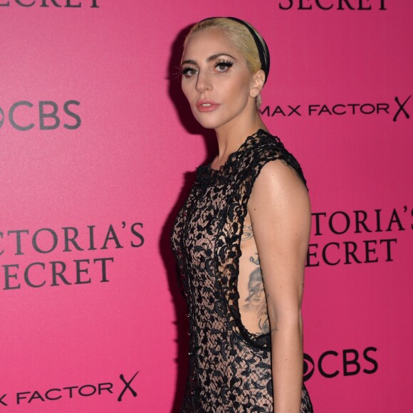 Lady Gaga lors du photocall du Victoria's Secret Fashion 2016 au Grand Palais à Paris, France, le 30novembre 2016. © BOV/Bestimage
