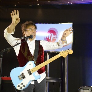 Exclusif - Laurent Voulzy et Alain Souchon - Concert privé MFM Radio de Alain Souchon et Laurent Voulzy sur un bateau-mouche à Paris le 10 novembre 2015.