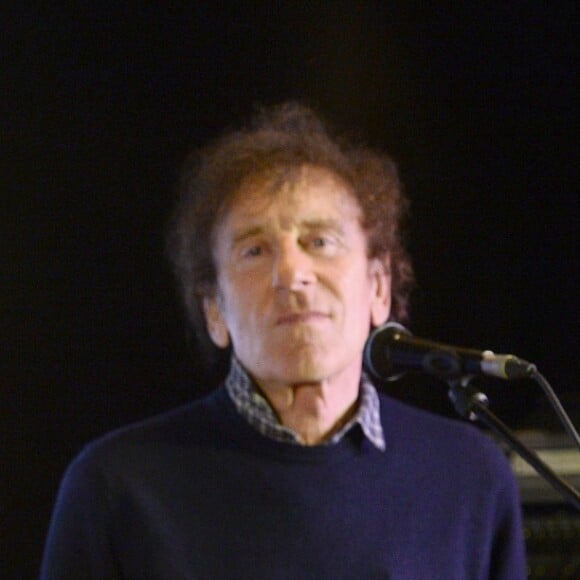 Exclusif - Laurent Voulzy et Alain Souchon - Concert privé MFM Radio de Alain Souchon et Laurent Voulzy sur un bateau-mouche à Paris le 10 novembre 2015.