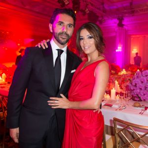 Exclusif - Eva Longoria (robe Monsoori, bijoux Messika) et son compagnon Jose Antonio Baston au Dîner du Global Gift Gala au profit de L'Unicef France Frimousses de Créateurs, de The Global Gift Foundation et The Eva Longoria Foundation, organisé au Four Seasons Hôtel George V à Paris, le 25 mai 2015.