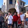 Christian Estrosi participe au traditionnel bain de Noël de la ville de Nice le 18 décembre 2016. L'opération s'est déroulée à titre exceptionnel sur la Plage des Bains Militaires, la municipalité ayant décidé de ne plus organiser de manifestation pendant un an sur la Promenade des Anglais à la suite de l'attentat du 14 juillet 2016. Plus d'une centaine de participants ont fait quelques brasses dans une eau à 14 degrés. Cet événement est organisé par la Fédération Sportive et Gymnique du Travail 06 (FSGT) avec le soutien de la Ville de Nice. © Bruno Bébert / Bestimage