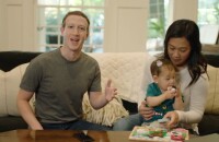 Mark Zuckerberg faisant la démons­tra­tion de son assis­tant virtuel Jarvis dans une vidéo publiée sur Facebook le 20 décembre 2016