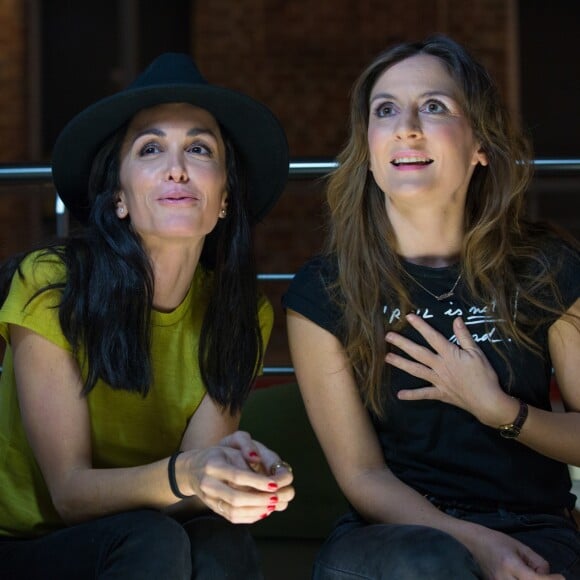 Semi-Exclusif - StÈphanie Crayencour, Jenifer Bartoli, Camille Chamoux - Avant-première du film "Faut pas lui dire" au Kinepolis de Lomme, le 22 novembre 2016.