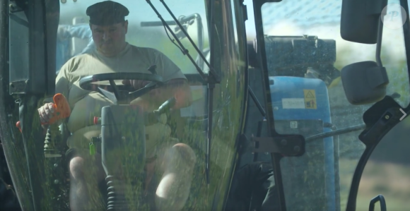 Jean-Marc, 52 ans, est viticulteur et éleveur de vaches allaitantes en Bourgogne. Candidat de "L'amour est dans le pré 2017".