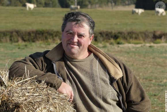 Jean-Marc, 52 ans, est viticulteur et éleveur de vaches allaitantes en Bourgogne. Candidat de "L'amour est dans le pré 2017". 