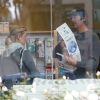 Exclusif - Amy Smart et son mari Carter Oosterhouse font du shopping à Studio City. Los Angeles, le 21 décembre 2016.