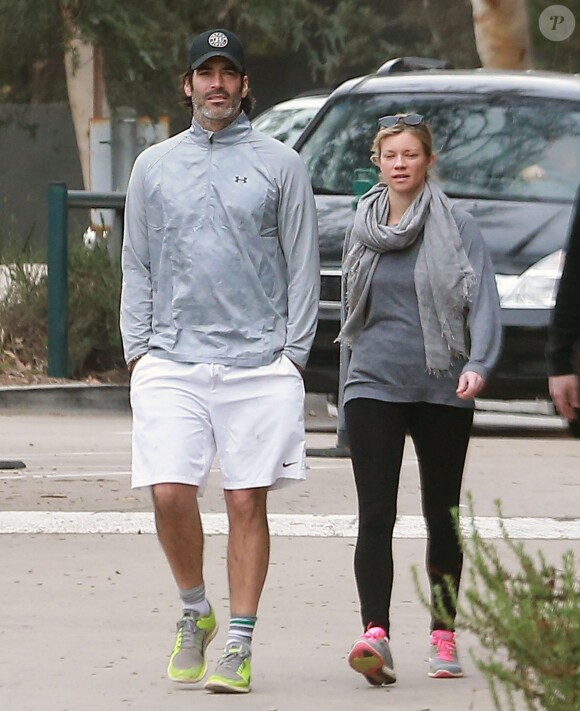 Exclusif - Amy Smart et son mari Carter Oosterhouse en tenue de sport dans un parc à Los Angeles Le 30 Janvier 2016