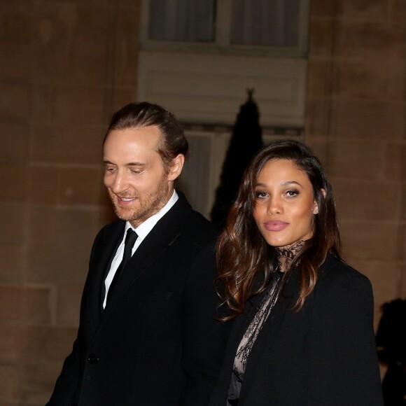 Info - David Guetta officialise avec Jessica Ledon - Le DJ David Guetta et sa compagne Jessica Ledon arrivent au dîner d'état donné en l'honneur du président cubain Raul Castro au palais de l'Elysée à Paris, le 1er février 2016.