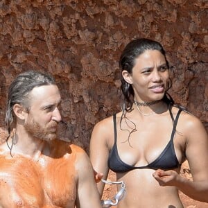 David Guetta et sa compagne Jessica Ledon en vacances à Ibiza. Espagne, le 28 juillet 2016.