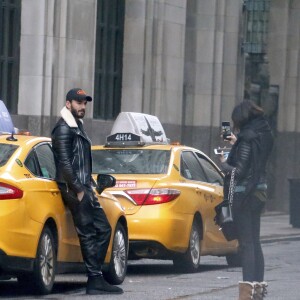Exclusif - Nabilla Benattia et son compagnon Thomas Vergara à New York, le 18 décembre 2016.