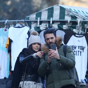 Exclusif - Nabilla Benattia et son compagnon Thomas Vergara lors de leur dernière journée à New York, le 19 décembre 2016.
