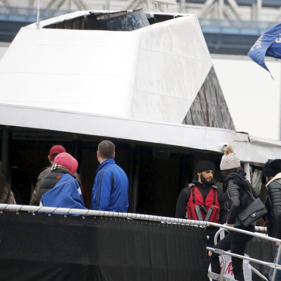 Exclusif - Nabilla Benattia et son compagnon Thomas Vergara à New York, le 18 décembre 2016.