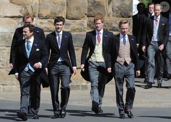 Le prince Harry lors du mariage de Thomas van Straubenzee et Lady Melissa Percy à Northumbria en Angleterre, le 21 juin 2013