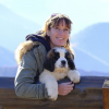 Carole, 48 ans, est éleveuse de chiens Saint-Bernard en région PACA et a 6 enfants.