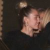 Miley Cyrus et Liam Hemsworth sont allés dîner chez Nobu avec des amis, à Los Angeles le 8 janvier 2017