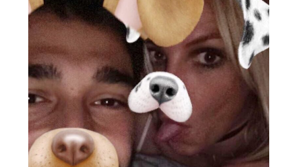 Britney Spears et Sam Asghari : Selfie complice pour les deux inséparables