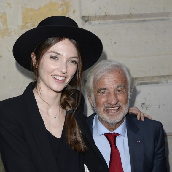 Jean-Paul Belmondo et sa petite fille Annabelle Waters Belmondo - Soirée du cinquième anniversaire du musée Paul Belmondo à Boulogne-Billancourt le 13 avril 2015.